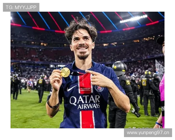 维蒂尼亚与加维：同代中场的战术角色与体系适配对比