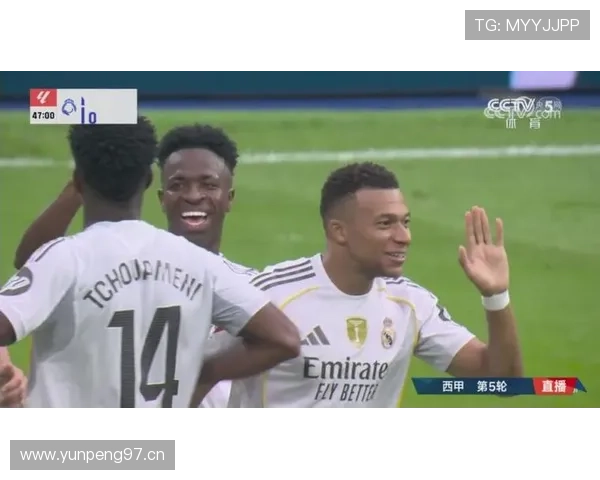 维尼修斯 vs 姆巴佩:左边锋进攻效率与战术适配差异 维尼修斯 vs 姆巴佩:左边锋进攻效率与战术适配差异